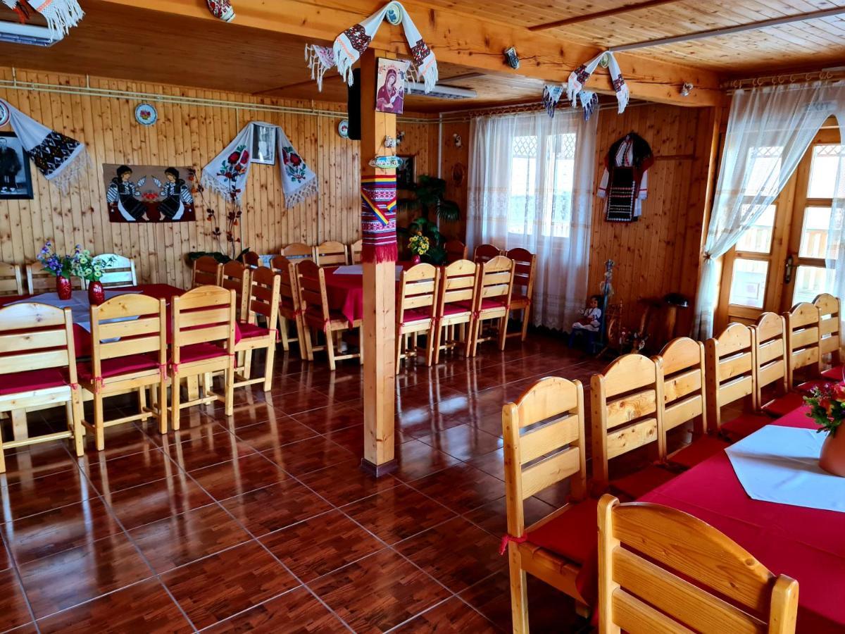 Pensiunea Sanziana Hotell Oradea Eksteriør bilde